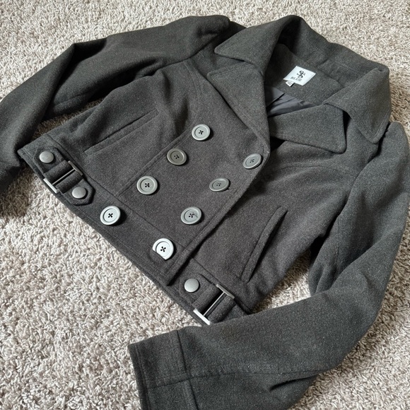 See Thru Soul Women’s Grey Cropped Pea Coat - Size Large - Picture 5 of 11